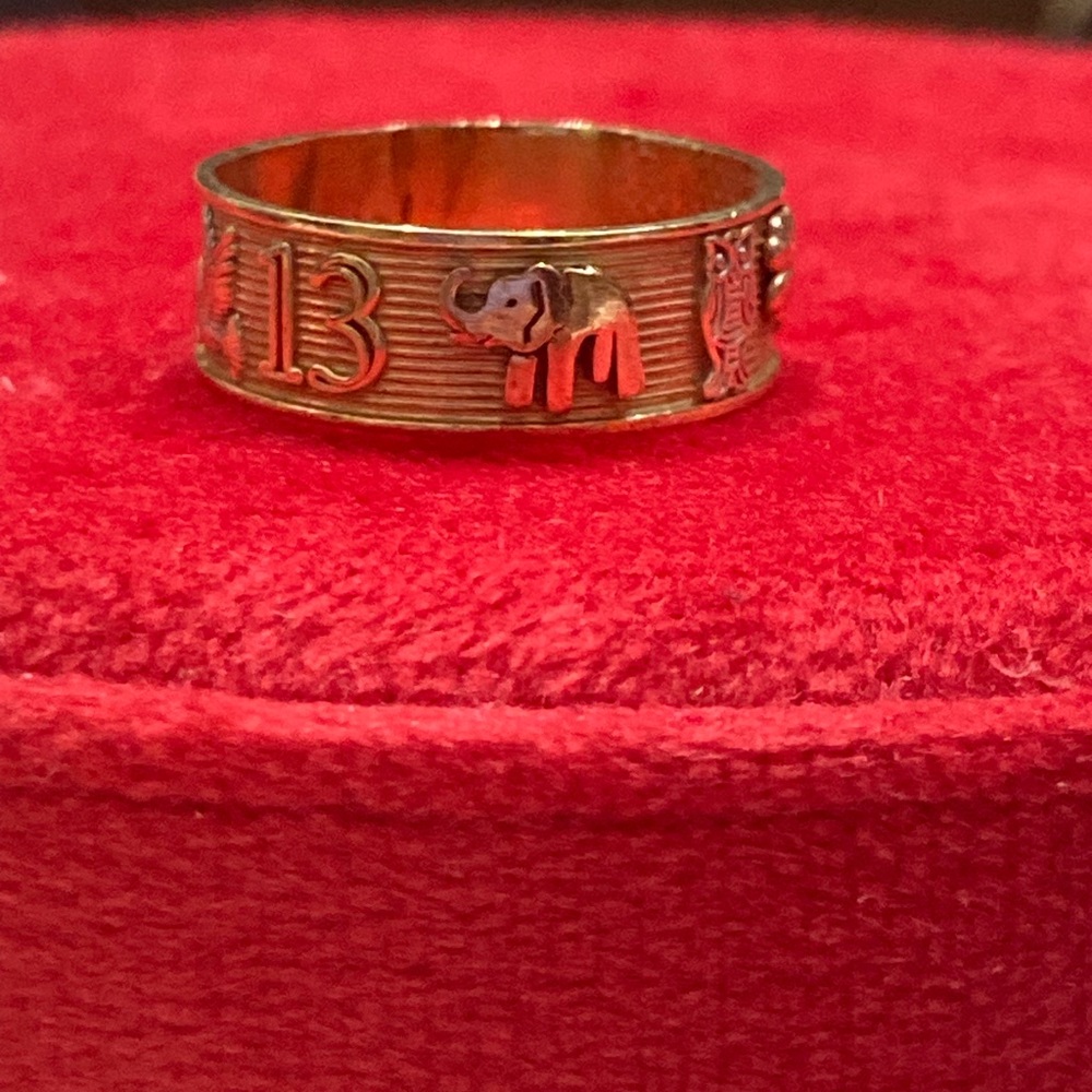 10K Gold Animal Ring / Elephant Owl Ring / Lucky Ring size 7.5